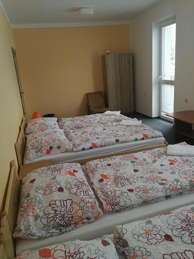 Penzion U Kluju Vestin Zewnętrze zdjęcie